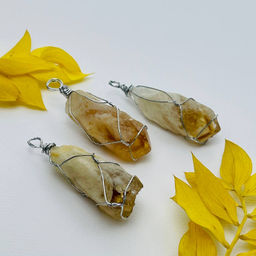 Кулон из необработанного Цитрина