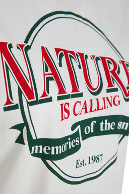 TRENDYOLMILLA Beyaz %100 Pamuk Bask?l? Relaxed/Genis Rahat Kesim Crop Bisiklet Yaka Orme T-Shirt TWOSS23TS00266  фото 7