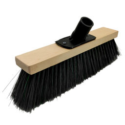 Щетка для пола деревянная 28х5х1,8см, щетина 7см, 6-рядн., с наклонной втулкой с еврорезьбой