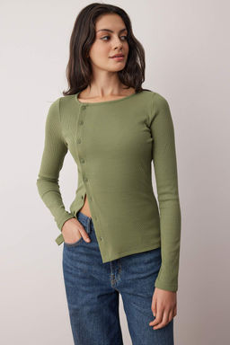 Haki Dugmeli Bisiklet Yaka Vucuda Oturan Fitilli Esnek Orme Bluz TWOAW26BZ00104