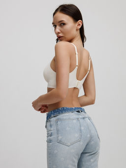 Бюстгальтер бесшовный бескаркасный с вкладышами Lingeamo айвори ВТ-01 (131)