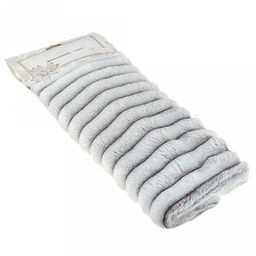 Наволочка декоративная на молнии 45х45см Белый тигр-001, велсофт Marmari, тиснение полоса, высокий ворс, полиэстер 100%, плотность 350г/м2, упаковка на картоне, Домашняя мода (Россия)  фото 6