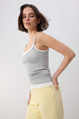 Wardrobe Essentials-Gri Melanj Renk Bloklu Fitted/Vucuda Oturan Esnek Orme Atlet TWOSS26AL00008