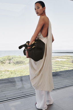 MAXI BOLSO DE MANO EFECTO TRENZADO / Chocolate - Zara фото 3