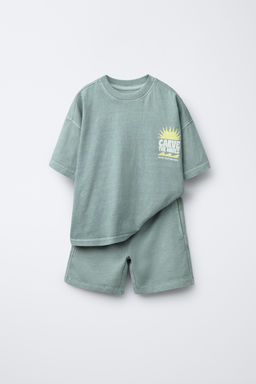 GARMENT DYE PRINT T-SHIRT AND BERMUDA SHORTS SET