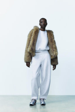 CARROT FIT PLUSH TROUSERS - Zara фото 2