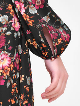 Платье с фигурным вырезом Новый год