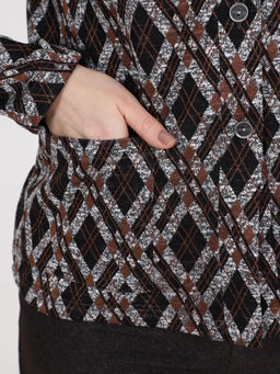 Жакет трикотажный с карманами коричневый - Odis фото 9