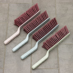 Цена за 2 шт. Щётка-смётка пластиковая Доляна, рабочая часть 18 см, 31×3.5 см, МИКС