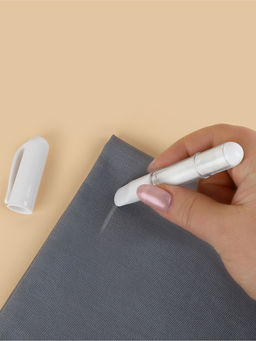 Мел карандаш для ткани TEIRA, с пудрой, 10.5×2 см, белый