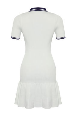 Ekru Renk Bloklu Mini Polo Yaka Triko Elbise TWOSS25EL00308