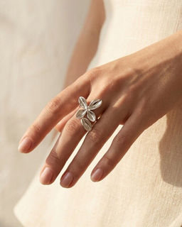 Кольцо с белым серебрением