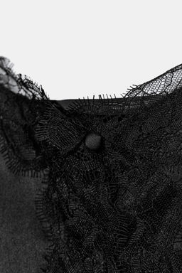 TOP CROP SATINADO ENCAJE / Negro - Zara фото 10
