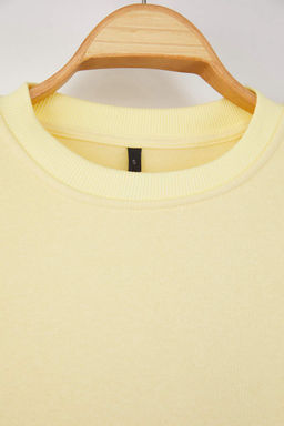 Ac?k Sar? Oversize/Rahat Kesim Basic Bisiklet Yaka Kal?n/Ici polarl? Orme Sweatshirt TWOAW24SW00102