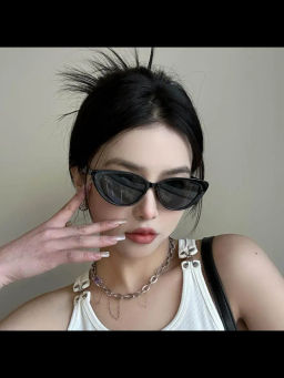 Очки солнцезащитные модные вид 12