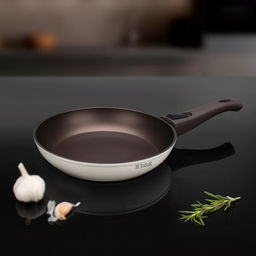 Сковорода с антипригарным покрытием д26см Hygge, h5см, s3,3мм, дно д21,3см, s3,8мм, кованый алюминий, съемная бакелитовая ручка с покрытием soft-touch, молочный/коричневый, TalleR (Китай) Подходит для всех видов плит, включая индукционную. - Домашняя мода фото 9