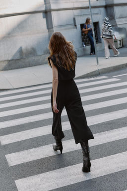 HIGH-WAIST CULOTTE TROUSERS - Zara фото 5