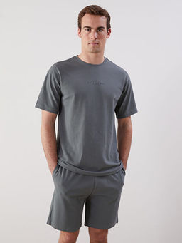 Standart Kal?p Erkek ?ortlu Pijama Tak?m?