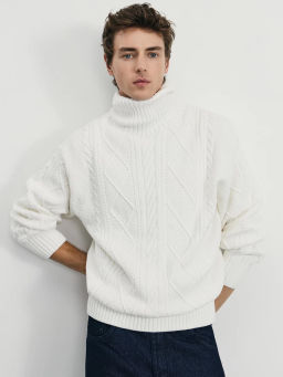 Свитер с орнаментом и высоким воротником / Zarina