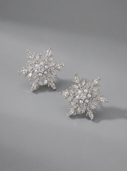 Стильные серьги