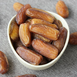 Финики Деглет Нур