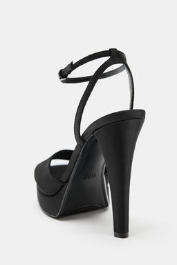 SANDALIA PLATAFORMA EFECTO SATINADO / Negro - Zara фото 5