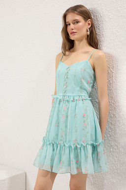 Mint Cicekli Etegi Belden Ac?lan Sifon Ucus Ucus Dokuma Mini Elbise TWOSS23EL01782