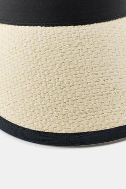 VISOR TIRA CONTRASTE / Beige claro - Zara фото 2