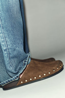 LEATHER CLOGS WITH STUDS - Zara фото 9