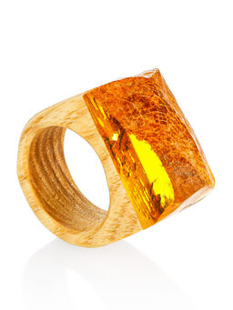 Кольцо Индонезия из дерева и натурального цельного янтаря