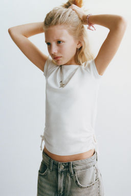 T-SHIRT WITH MODAL CUT-OUT BOWS - Zara фото 10