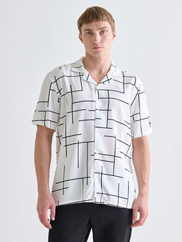 Regular Fit K?sa Kollu Desenli Erkek G?mlek