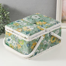 Шкатулка для рукоделия и шитья «Зелёная цветочная полянка», хранение ниток, иголок, мелочи, 19×26×14.5 см