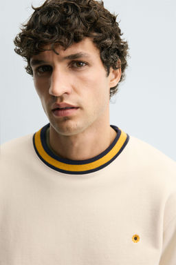 SWEATSHIRT WITH CONTRAST EMBROIDERY AND RIBBING - Zara фото 6