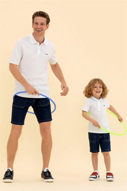 Белая базовая футболка-поло для мальчика Неожиданная скидка в корзине