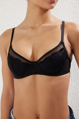 TRENDYOLMILLA Siyah Tekli Dantel Balenli Ajurlu Sabit Kap T-Shirt Bra Sutyen THMSS25SU00022 фото 3