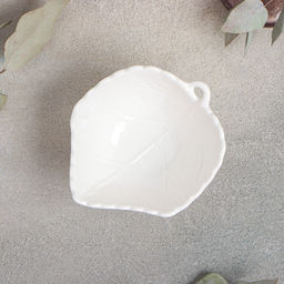 Салатник фарфоровый Magistro Лист, 200 мл, d=10 см, цвет белый  фото 2