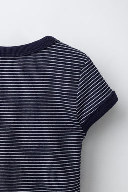 CAMISETA RIB CUELLO PICO RAYAS / Rayas - Zara фото 5