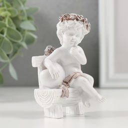 Фигурка полистоун Милый ангелочек на скамье с сердцем, кофейный венок, 5?5?9 см