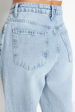 Mavi Yuksek Bel Straight Duz Kesim %100 Pamuk Non-Stretch Jeans TWOSS22JE0242