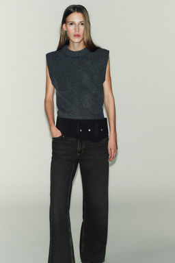 SOFT KNIT VEST