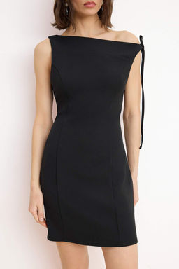 Siyah Asimetrik Yaka K?sa / Mini Esnek Dokuma Elbise TWOSS26EL00334