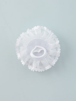 Цена за 6 шт. Бант для волос на резинке «Школьница», цветок жемчужный, d=8 см, белый