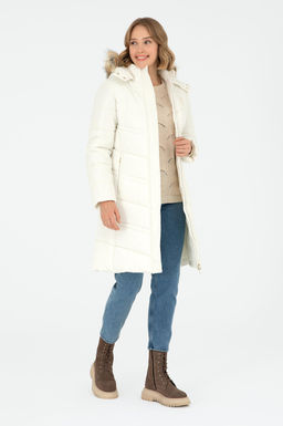 Женское кремовое пальто Неожиданная скидка в корзине