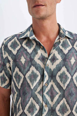 Рубашка с короткими рукавами и воротником-поло стандартного кроя с принтом - Defacto фото 5