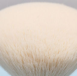 Kristaller Кисть-сметка для удаления маникюрного опила и волос, белый фото 8