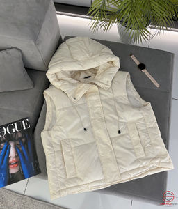 Жилетка женская с капюшоном - Bruno фото 2