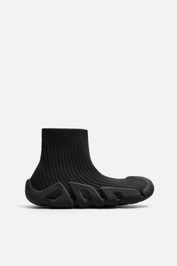 FABRIC HIGH-TOP TRAINERS