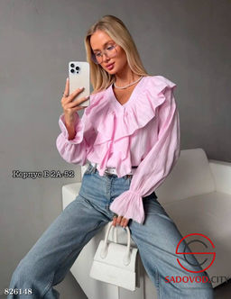 Нарядная блузка с воланами