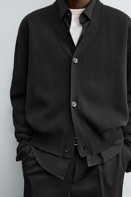 TEXTURED COTTON CARDIGAN